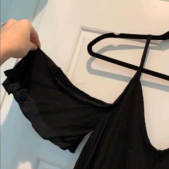 Off-the-shoulder black romper - Picture 2 of 5